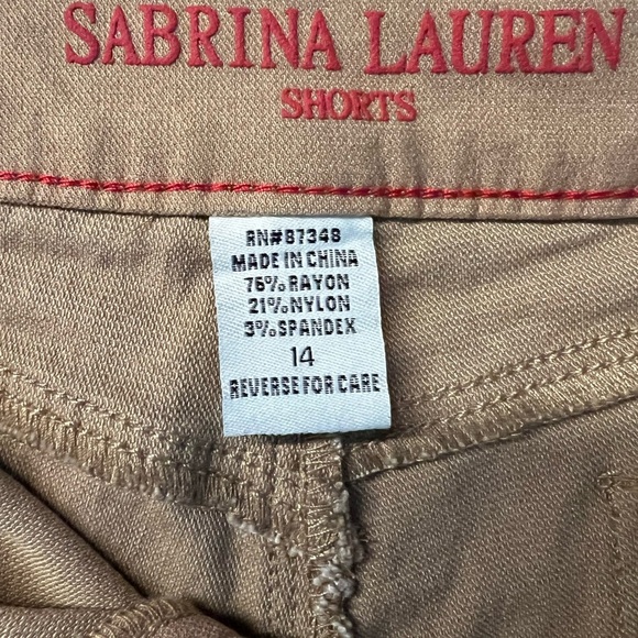 Sabrina Lauren Tan Bermuda Shorts with a Washed Look Size 14 - Picture 3 of 6